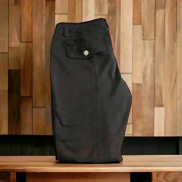 White House Black Market Women’s Size 8 Soft Black Button-Front pants. - Picture 2 of 4